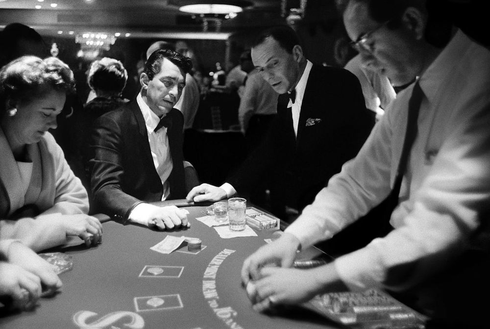 HHpoker俱乐部微信客服号